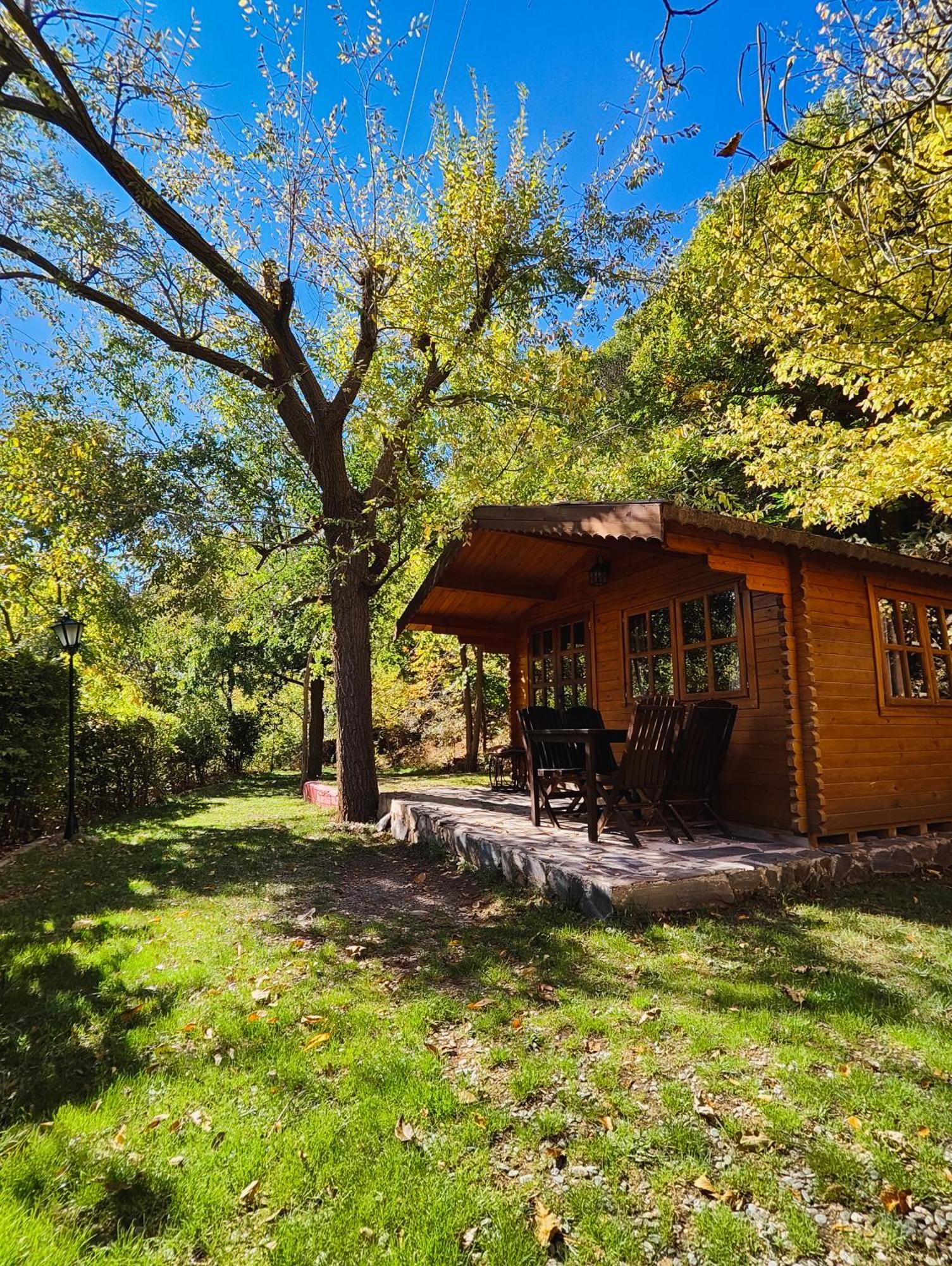 Bungalow Camping Trevélez Extérieur photo